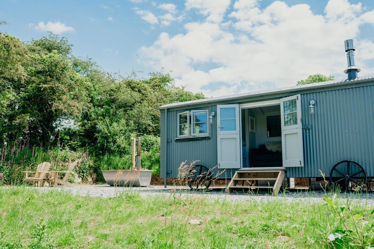 Blatchford Briar - Award Winning Private Shephards Huts With Their Own Secluded Hot Tubs Milton Abbot Kültér fotó