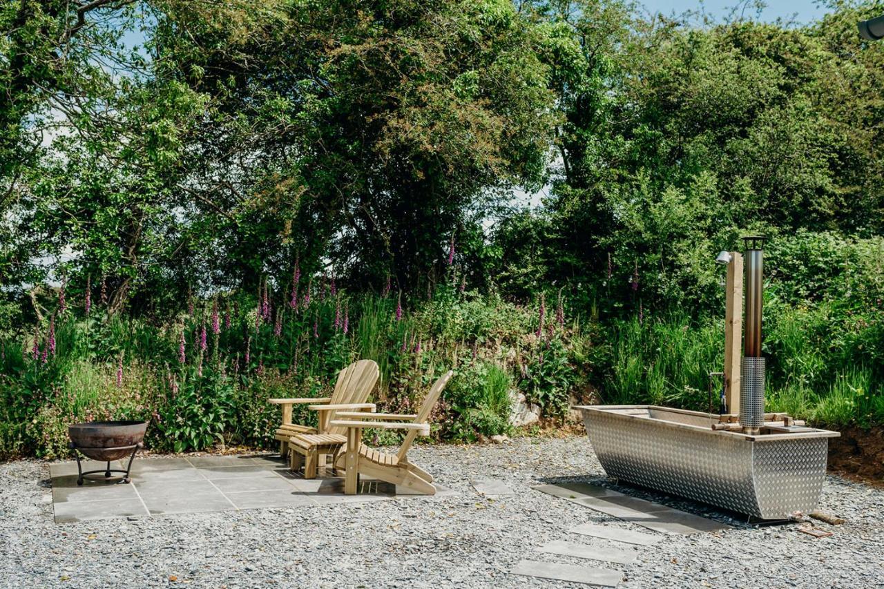 Blatchford Briar - Award Winning Private Shephards Huts With Their Own Secluded Hot Tubs Milton Abbot Kültér fotó